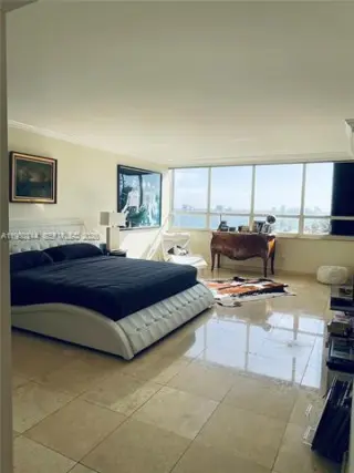 Propiedad en alquiler con 2 habitaciones y 2 baños en Miami