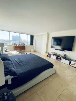 Propiedad en alquiler con 2 habitaciones y 2 baños en Miami