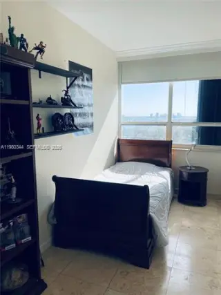Propiedad en alquiler con 2 habitaciones y 2 baños en Miami