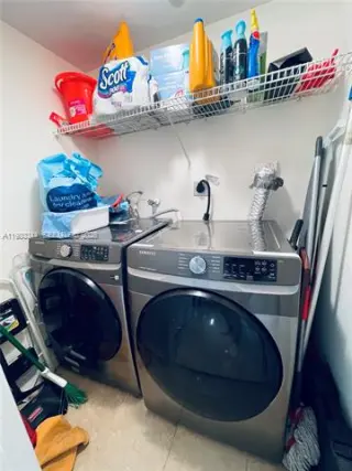 Propiedad en alquiler con 2 habitaciones y 2 baños en Miami
