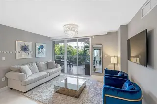 Propiedad en alquiler con 2 dormitorios y 3 baños en Bay Harbor Islands