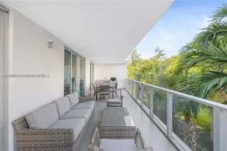 Propiedad en alquiler con 2 dormitorios y 3 baños en Bay Harbor Islands