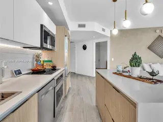 Propiedad en alquiler con 2 habitaciones y 2 baños en Miami