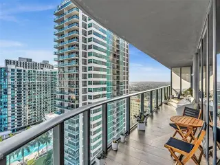 Propiedad en alquiler con 2 habitaciones y 2 baños en Miami