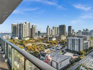 Propiedad en alquiler con 2 habitaciones y 2 baños en Miami