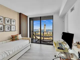 Propiedad en alquiler con 2 habitaciones y 2 baños en Miami