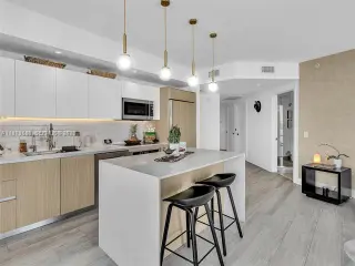 Propiedad en alquiler con 2 habitaciones y 2 baños en Miami