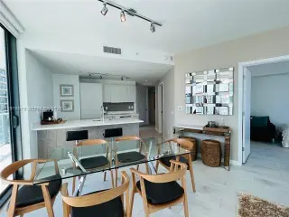 Propiedad en alquiler con 3 habitaciones y 2 baños en Miami