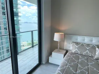 Propiedad en alquiler con 3 habitaciones y 2 baños en Miami