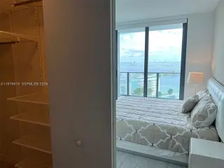 Propiedad en alquiler con 3 habitaciones y 2 baños en Miami