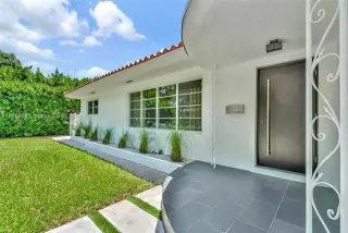 Propiedad en alquiler con 3 habitaciones y 2 baños en Miami Shores