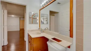 Propiedad en alquiler con 3 habitaciones y 2 baños en Coconut Creek
