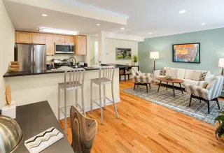 Propiedad en alquiler con 1 dormitorio y 1.5 baños en West Roxbury