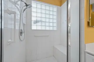 Propiedad en alquiler con 3 habitaciones y 3 baños en Lake Worth