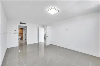 Propiedad en alquiler con 2 habitaciones y 2 baños en Miami Beach