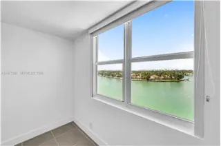 Propiedad en alquiler con 2 habitaciones y 2 baños en Miami Beach