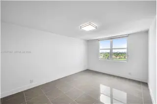Propiedad en alquiler con 2 habitaciones y 2 baños en Miami Beach