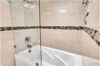 Propiedad en alquiler con 2 habitaciones y 2 baños en Miami Beach