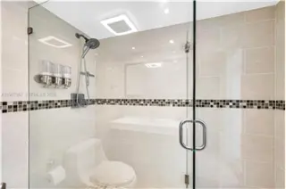 Propiedad en alquiler con 2 habitaciones y 2 baños en Miami Beach