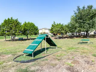 Propiedad en alquiler con 3 habitaciones y 2 baños en Austin