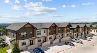 Propiedad en alquiler con 3 habitaciones y 2 baños en Austin