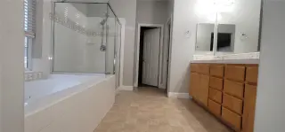Propiedad en alquiler con 5 habitaciones y 4 baños en Brentwood