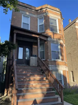 Propiedad en alquiler con 3 habitaciones y 1 baño en Chicago