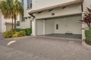 Propiedad en alquiler con 3 habitaciones y 3.5 baños en Delray Beach