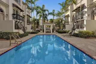 Propiedad en alquiler con 3 habitaciones y 3.5 baños en Delray Beach