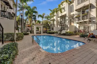 Propiedad en alquiler con 3 habitaciones y 3.5 baños en Delray Beach
