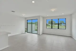 Propiedad en alquiler con 3 habitaciones y 2.5 baños en Oakland Park