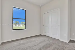 Propiedad en alquiler con 3 habitaciones y 2.5 baños en Oakland Park