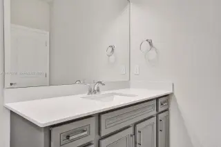 Propiedad en alquiler con 3 habitaciones y 2.5 baños en Oakland Park
