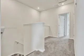 Propiedad en alquiler con 3 habitaciones y 2.5 baños en Oakland Park