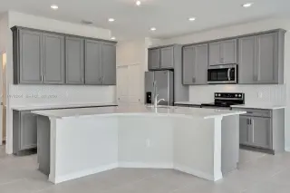 Propiedad en alquiler con 3 habitaciones y 2.5 baños en Oakland Park