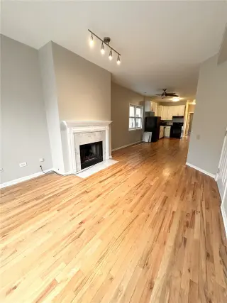 Propiedad en alquiler con 3 habitaciones y 2 baños en Chicago