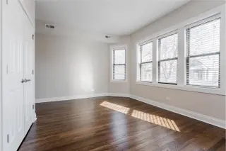 Propiedad en alquiler con 3 habitaciones y 2 baños en Chicago