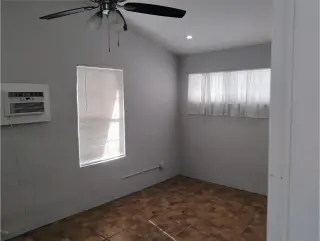 Propiedad en alquiler con 4 habitaciones y 2 baños en Fort Lauderdale