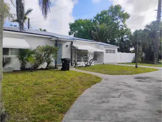 Propiedad en alquiler con 4 habitaciones y 2 baños en Fort Lauderdale