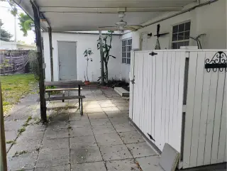 Propiedad en alquiler con 4 habitaciones y 2 baños en Fort Lauderdale