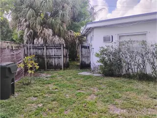 Propiedad en alquiler con 4 habitaciones y 2 baños en Fort Lauderdale