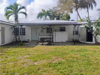Propiedad en alquiler con 4 habitaciones y 2 baños en Fort Lauderdale
