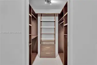 Propiedad en alquiler con 2 habitaciones y 2 baños en Miami