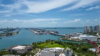 Propiedad en alquiler con 2 habitaciones y 2 baños en Miami