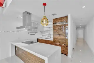 Propiedad en alquiler con 2 habitaciones y 2 baños en Miami