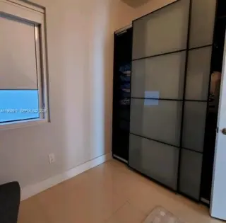 Propiedad en alquiler con 2 habitaciones y 2 baños en Miami