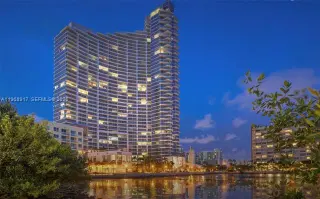 Propiedad en alquiler con 2 habitaciones y 2 baños en Miami