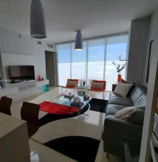 Propiedad en alquiler con 2 habitaciones y 2 baños en Miami
