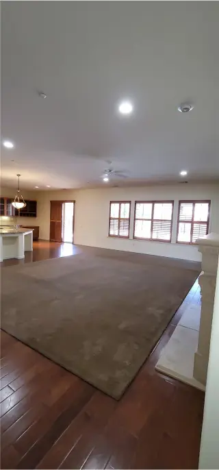 Propiedad en alquiler con 4 habitaciones y 3 baños en Brentwood