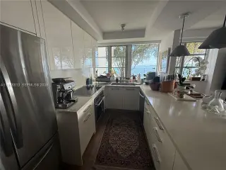 Propiedad en alquiler con 2 habitaciones y 2 baños en Miami